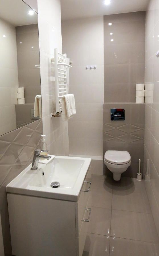 Pod Rozami Apartment Grzybowo  Ngoại thất bức ảnh