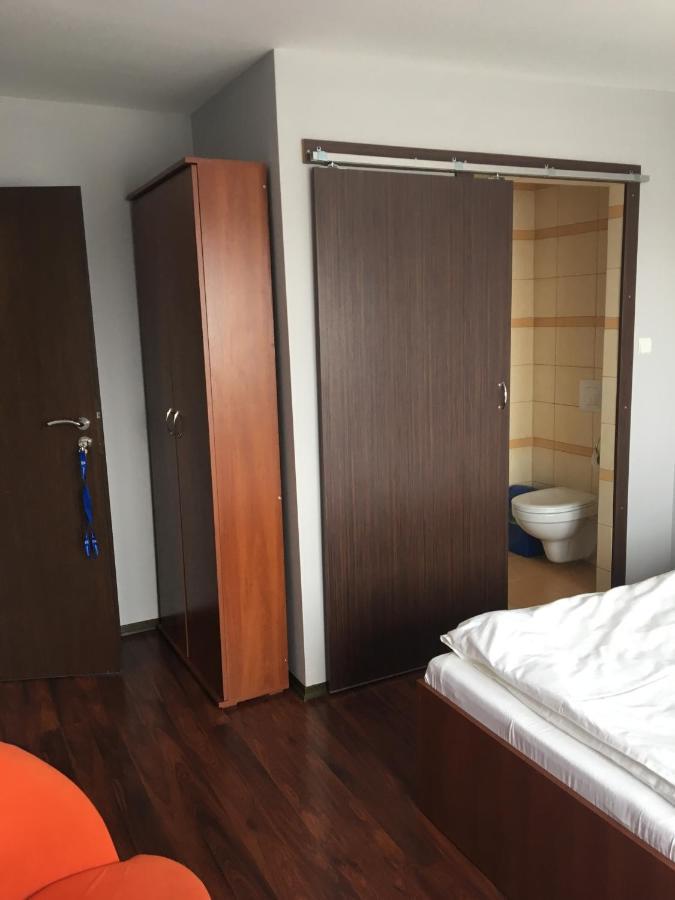 Pod Rozami Apartment Grzybowo  Ngoại thất bức ảnh
